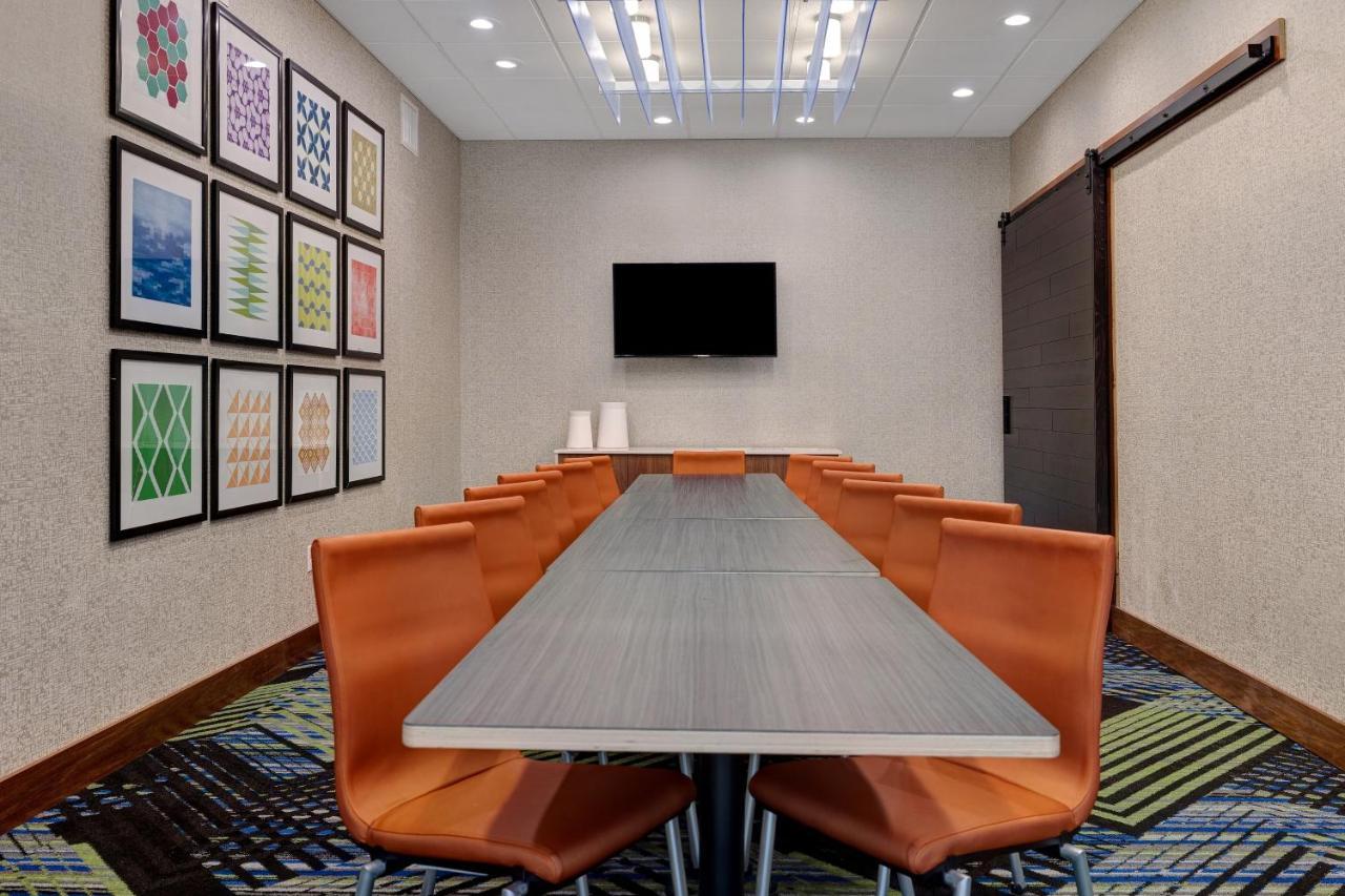 Holiday Inn Express & Suites - Ann Arbor - University South By Ihg Ngoại thất bức ảnh