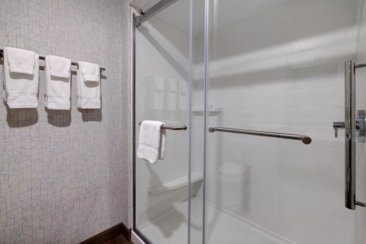 Holiday Inn Express & Suites - Ann Arbor - University South By Ihg Ngoại thất bức ảnh